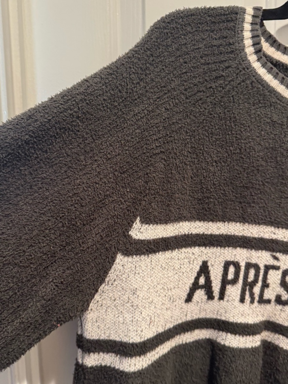 Barefoot Dreams Après Ski Pullover Sweater - Green & White Size XL - Picture 13 of 15